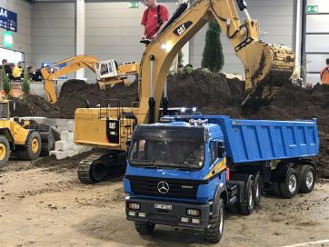 Impressionen vom 1:8 Parcour auf der Faszination Modellbau 2022