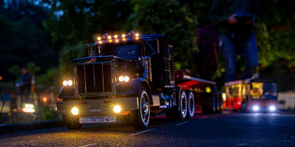 Nachtfahren im Weilburger Modellbau Park