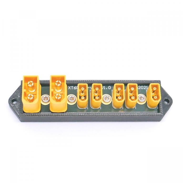 Powerplatine kompakt 500036 in schwarz und gelbvon oben produziert von mk-modelltechnik